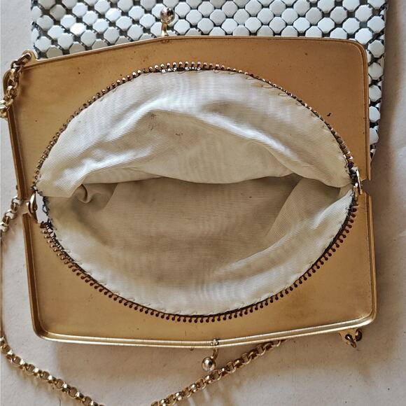 VTG Whiting And Davis White Metal Mesh Bag Kiss Lock Lined Chain Cross Body - Picture 6 of 9